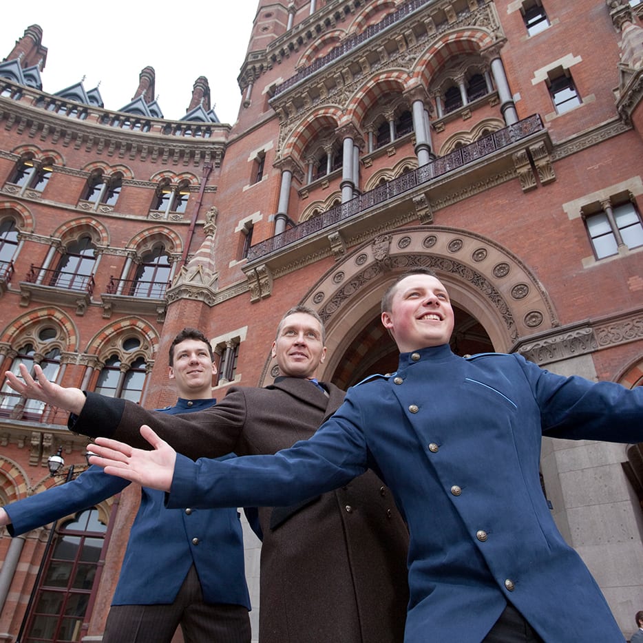 London hotels best uniform designs